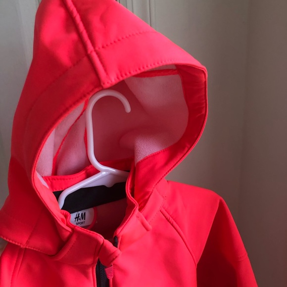 Girls H&M ski jacket size 4-5 - Picture 3 of 5